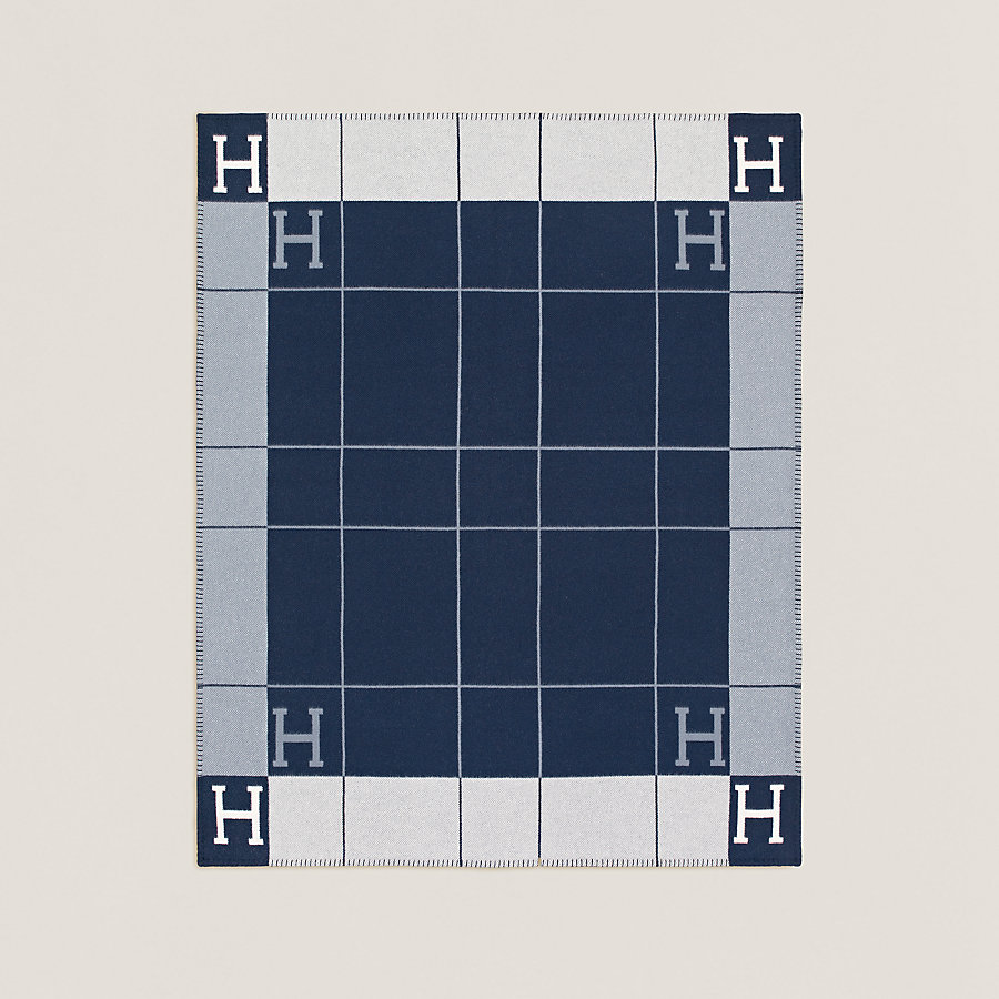 生まれのブランドで avalon-iii-throw-blanket-- クッション・座布団
